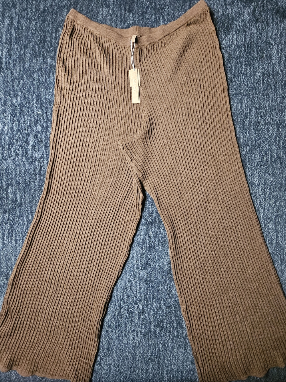 SKIMS Ribbed Knit Wide-Leg Pants in Chestnut (MSRP $98)